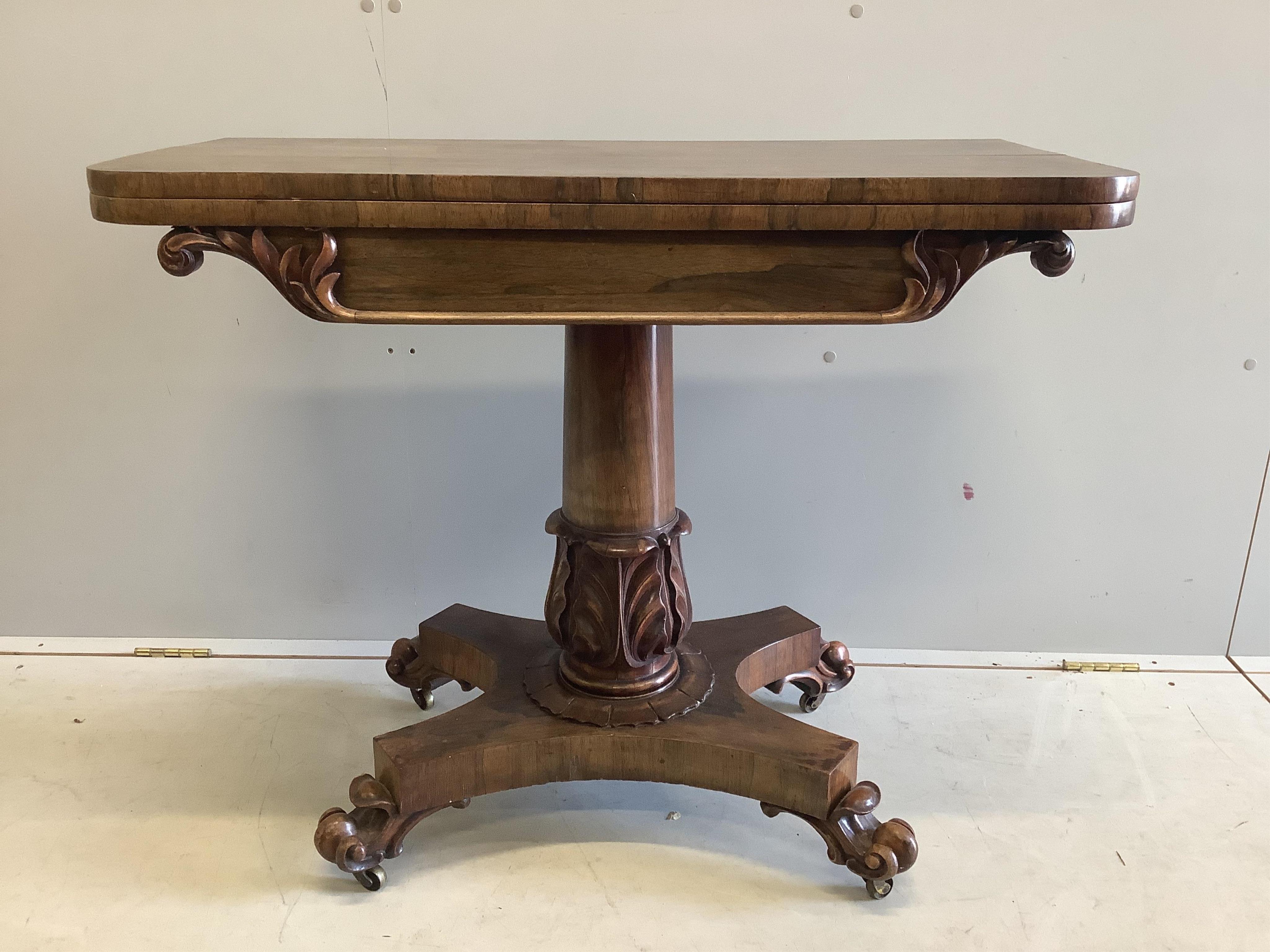 A William IV rosewood card table, width 92cm, depth 45cm, height 75cm